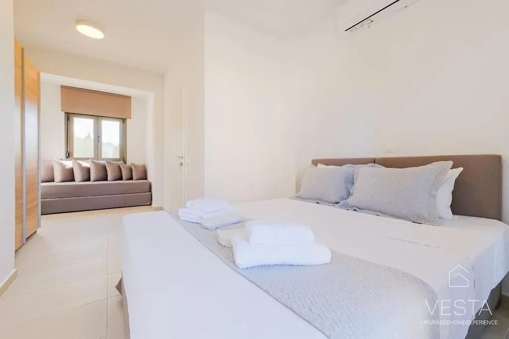 Apartamento Deluva Villa, 3Bdrms, Akti Elias, Private Garden Nikiti